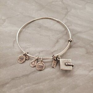 🎓 Alex and Ani Class of 2014 Graduation Cap Expandable Bracelet 🎓